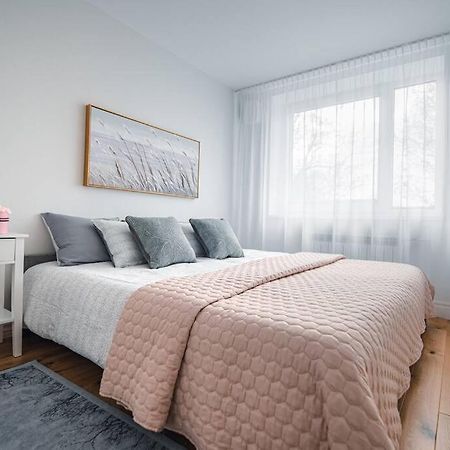 New Luxury 3Br Apartment In Old Town, Free Parking Haapsalu Exteriér fotografie